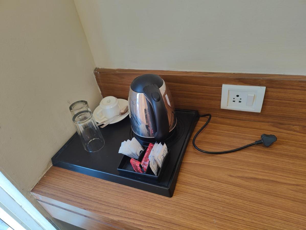 Hotel Ronit Royal Delhi Airport By D'Capitol Ню Делхи Екстериор снимка