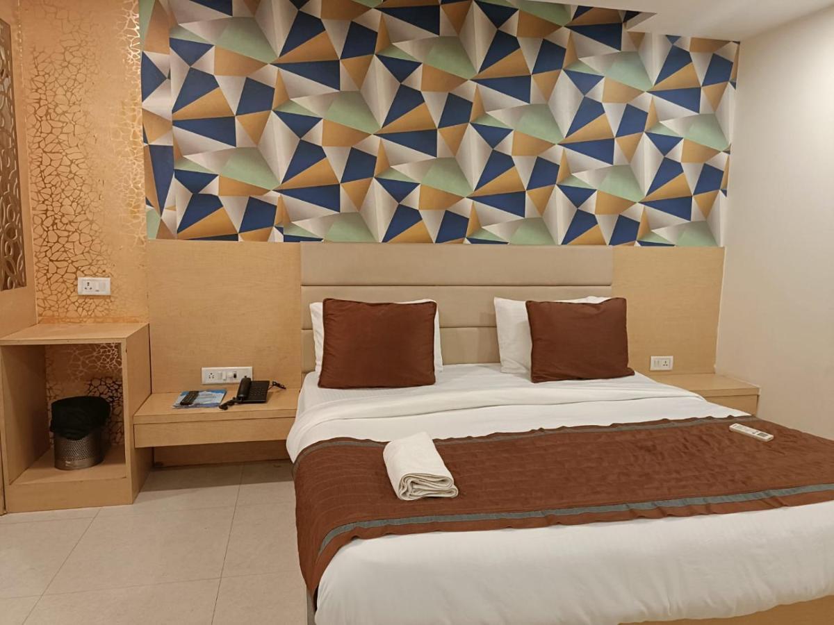 Hotel Ronit Royal Delhi Airport By D'Capitol Ню Делхи Екстериор снимка