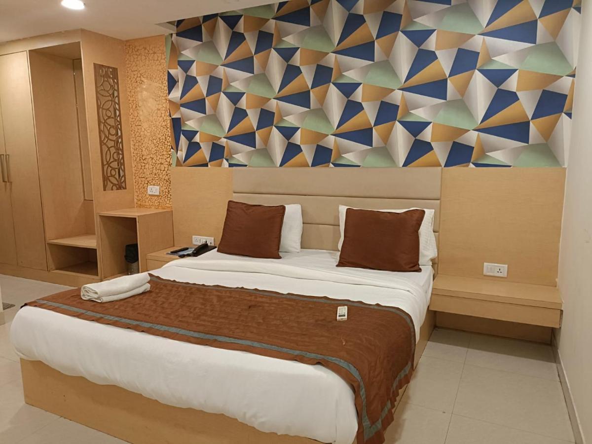 Hotel Ronit Royal Delhi Airport By D'Capitol Ню Делхи Екстериор снимка