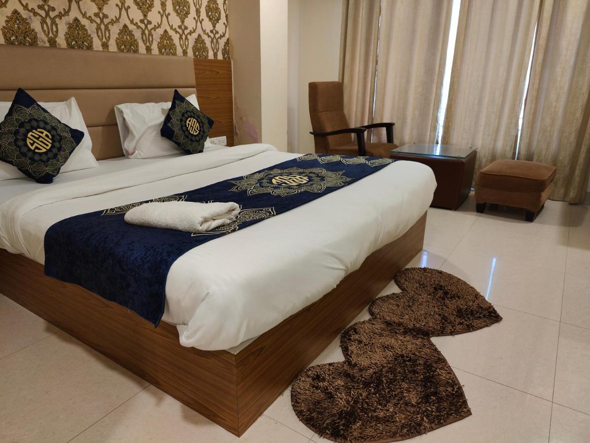 Hotel Ronit Royal Delhi Airport By D'Capitol Ню Делхи Екстериор снимка