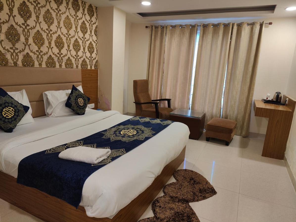Hotel Ronit Royal Delhi Airport By D'Capitol Ню Делхи Екстериор снимка
