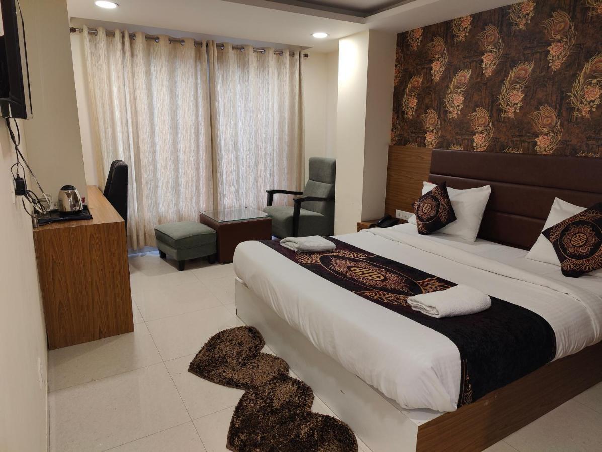 Hotel Ronit Royal Delhi Airport By D'Capitol Ню Делхи Екстериор снимка