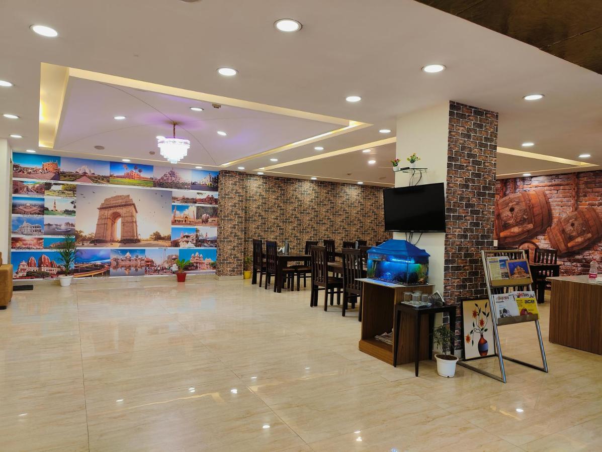 Hotel Ronit Royal Delhi Airport By D'Capitol Ню Делхи Екстериор снимка