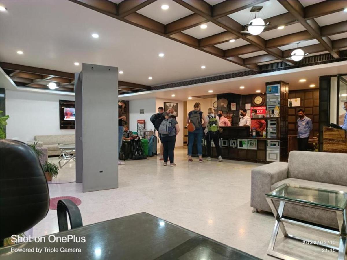 Hotel Ronit Royal Delhi Airport By D'Capitol Ню Делхи Екстериор снимка