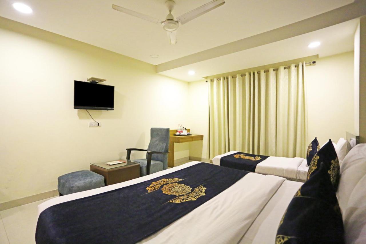 Hotel Ronit Royal Delhi Airport By D'Capitol Ню Делхи Екстериор снимка