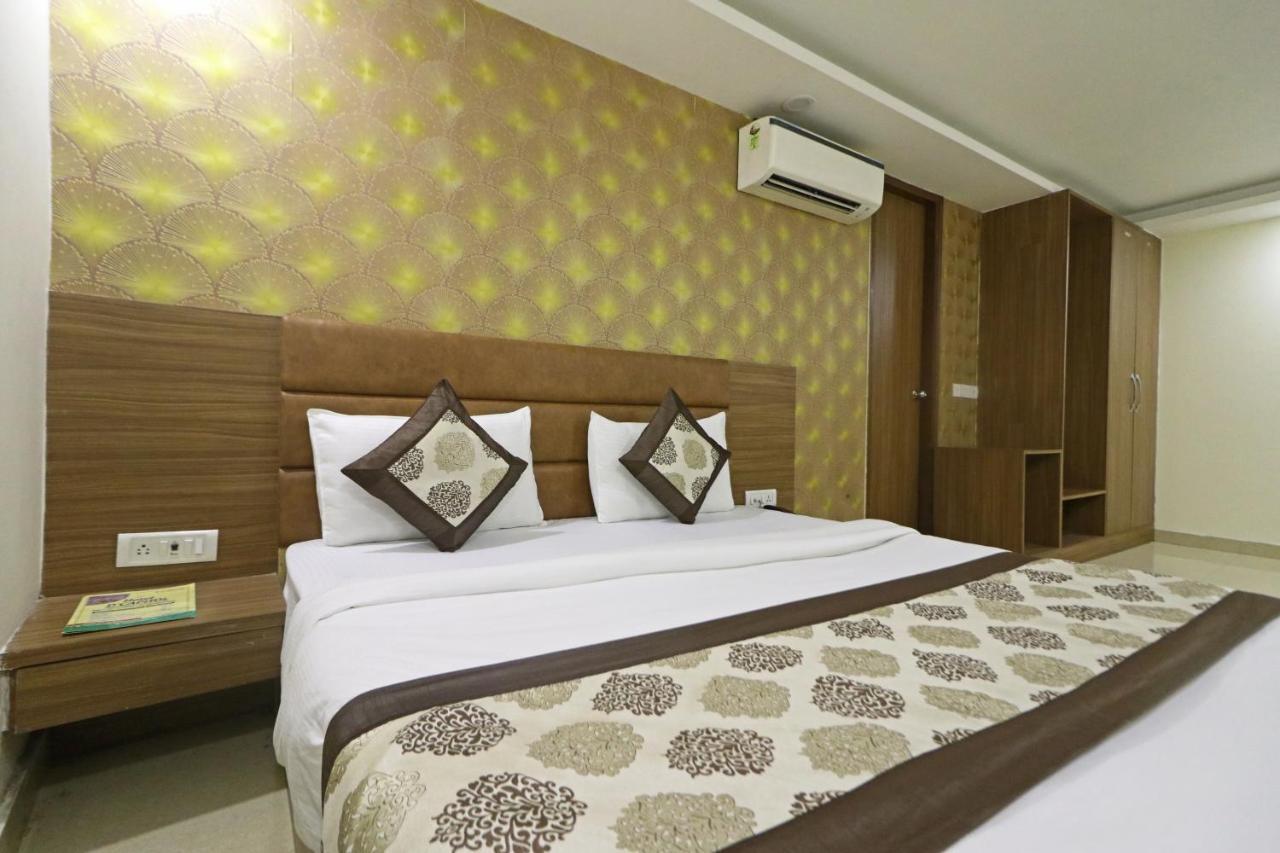 Hotel Ronit Royal Delhi Airport By D'Capitol Ню Делхи Екстериор снимка