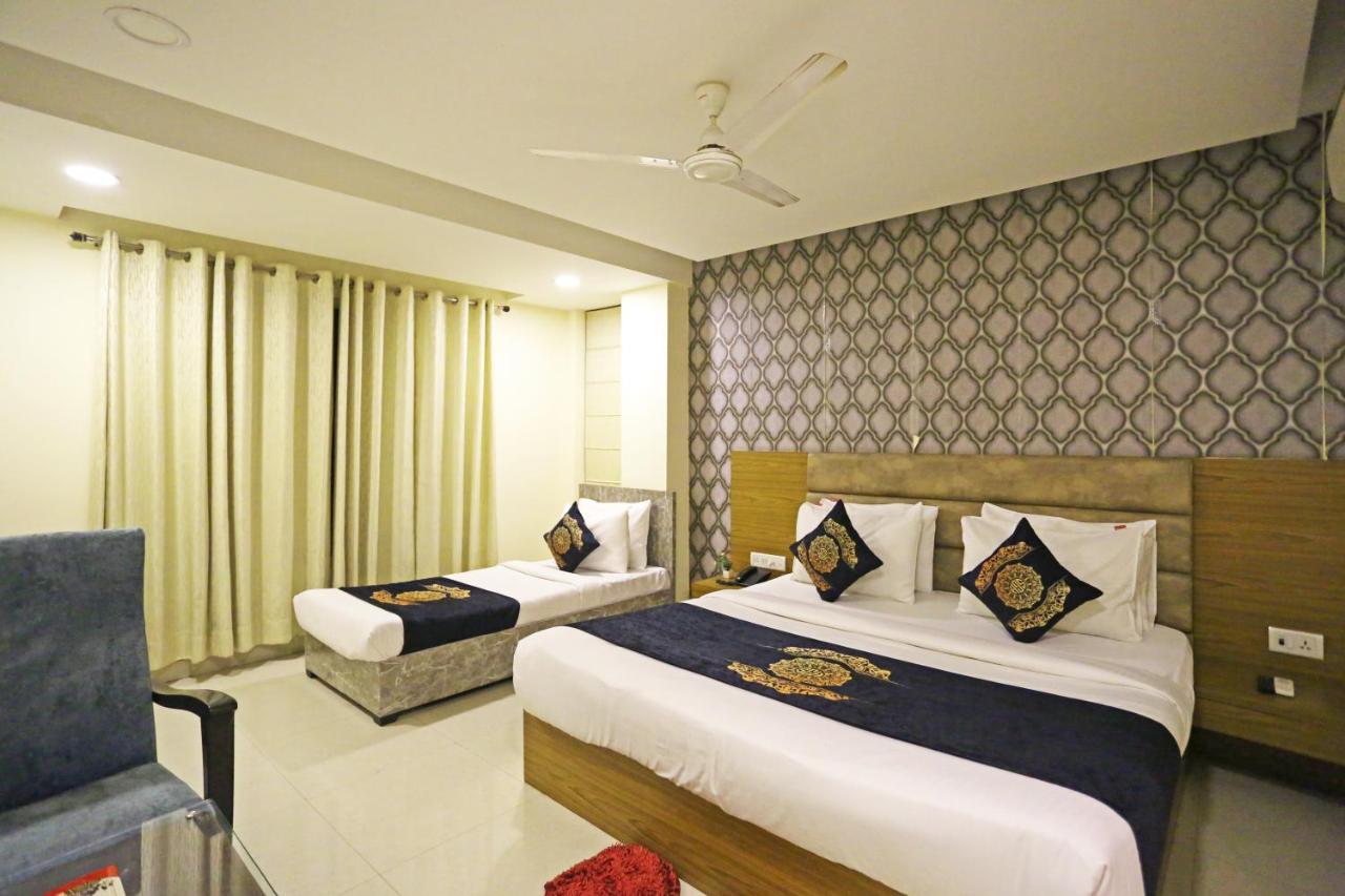 Hotel Ronit Royal Delhi Airport By D'Capitol Ню Делхи Екстериор снимка