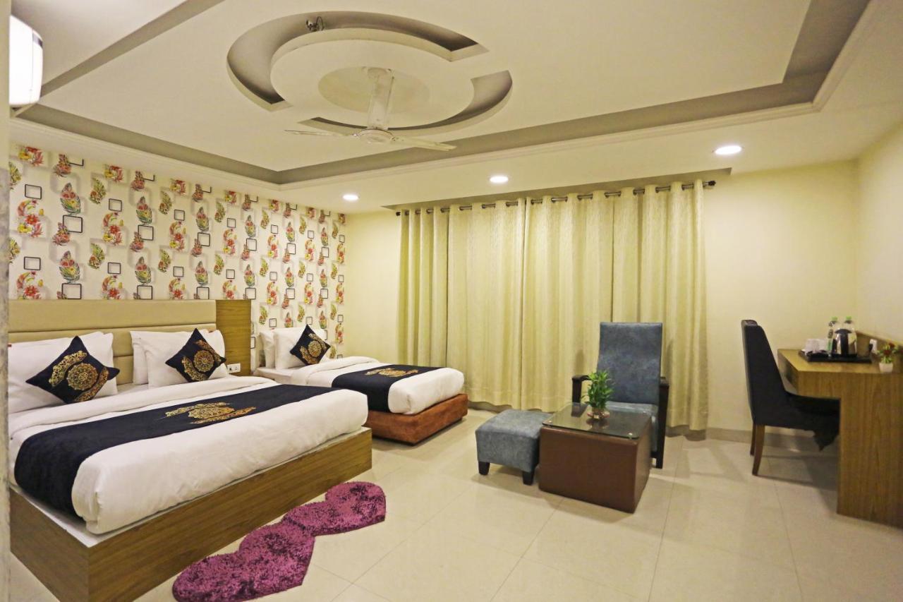 Hotel Ronit Royal Delhi Airport By D'Capitol Ню Делхи Екстериор снимка