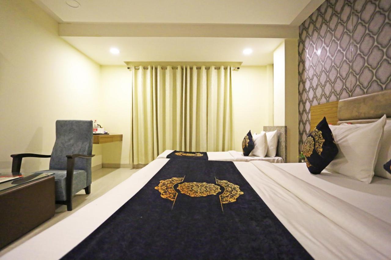 Hotel Ronit Royal Delhi Airport By D'Capitol Ню Делхи Екстериор снимка